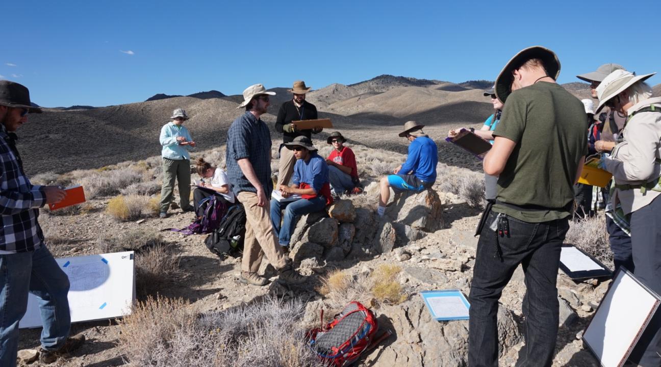 Students mapping at Poleta Folds
